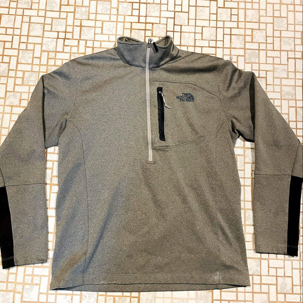 Mens North Face 1/4 Zip Size L
